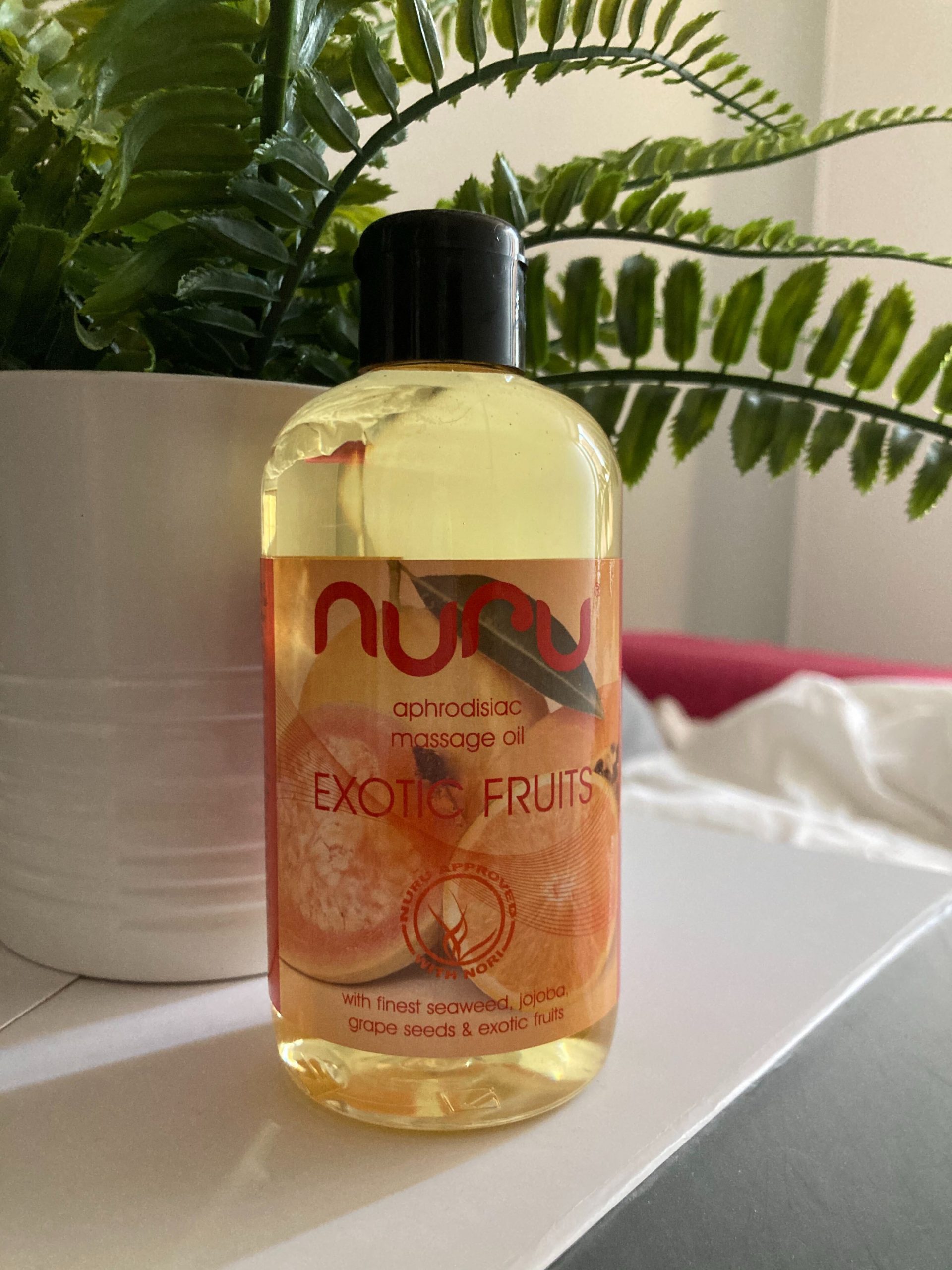 Huile-de-Massage-Aphrodisiaque-Nuru-Fruits-Exotiques-250-ml