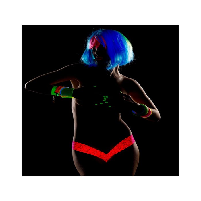 String 93 Dentelle Rouge