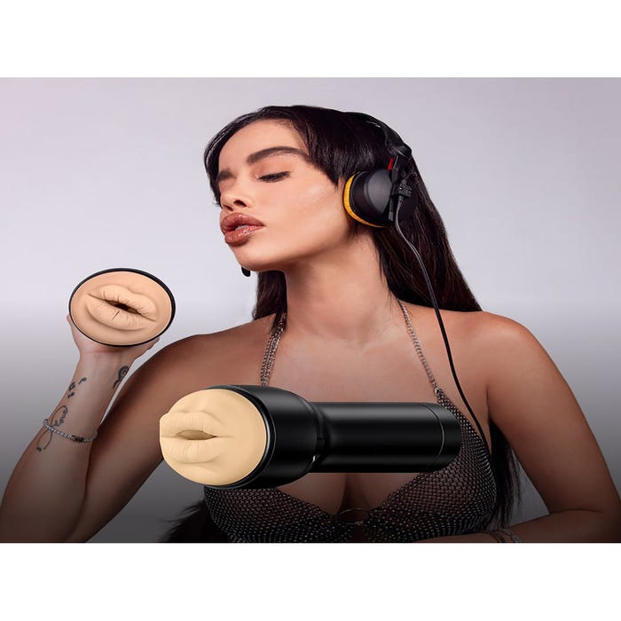 Masturbateur bouche FeelVictoria