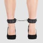 Menottes chevilles en cuir Deluxe de DOMINIX