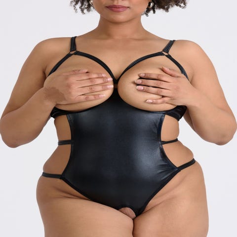 Body string ouvert Fierce wetlook noir GT