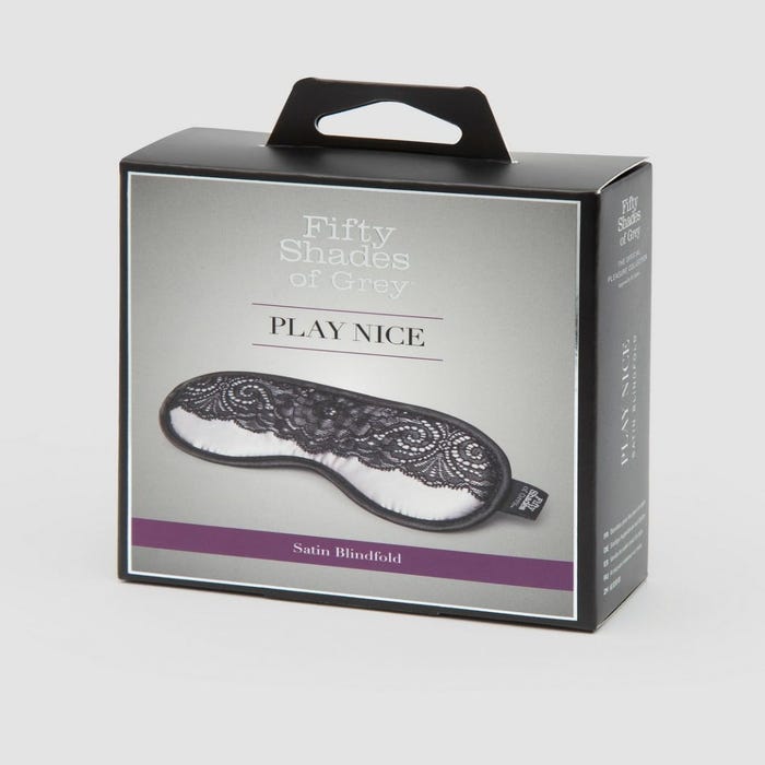 Masque dentelle et satin Play Nice