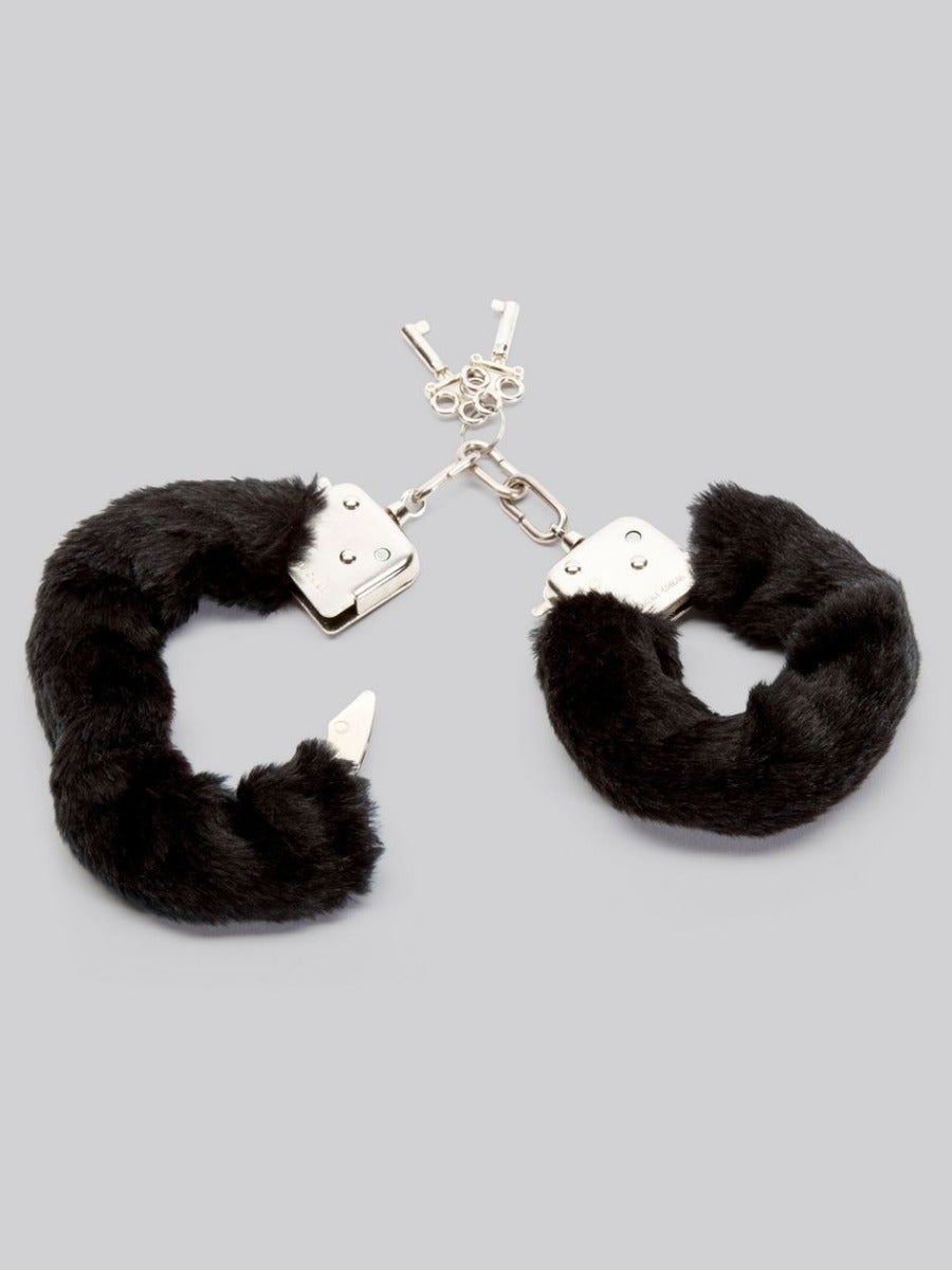Menottes en métal avec fourrure Furry Handcuffs noir