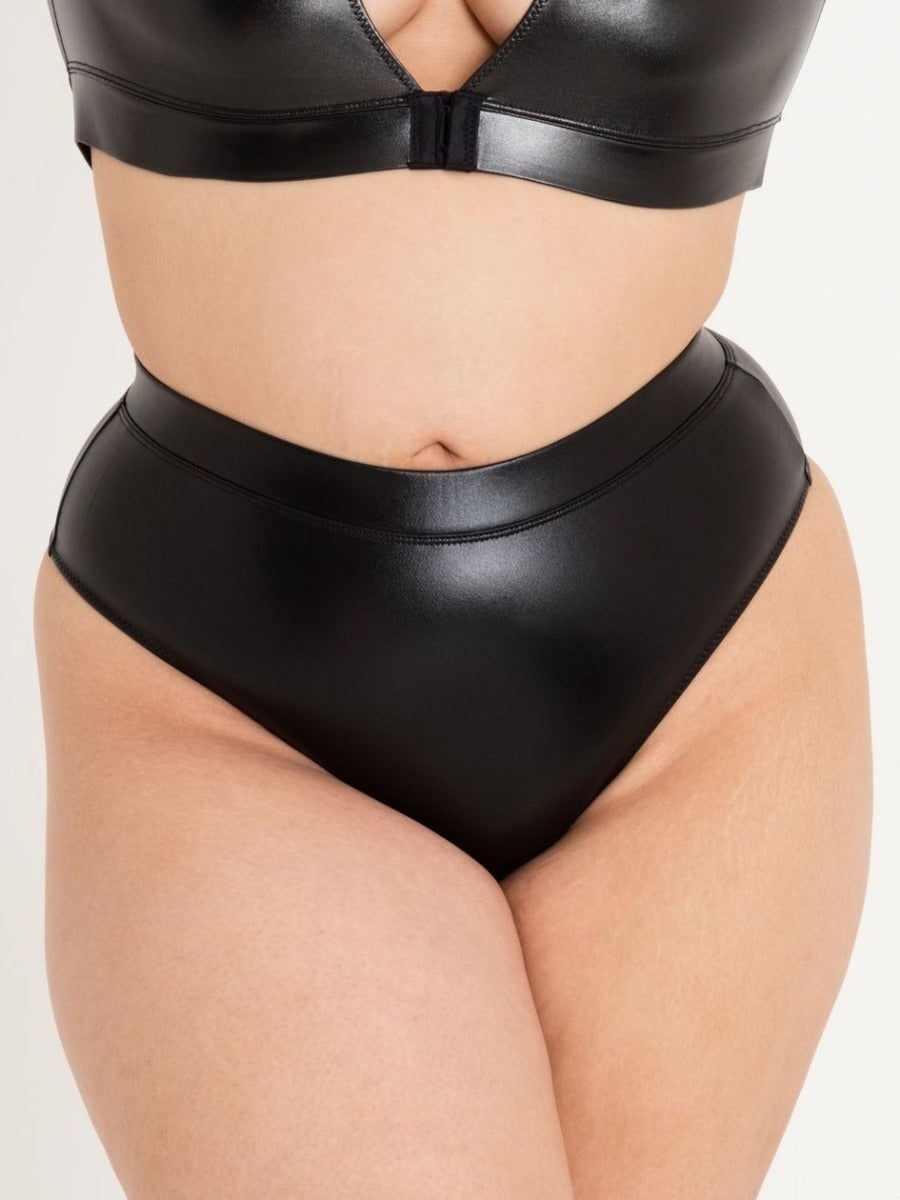 String ouvert wetlook Fierce 3X/4X