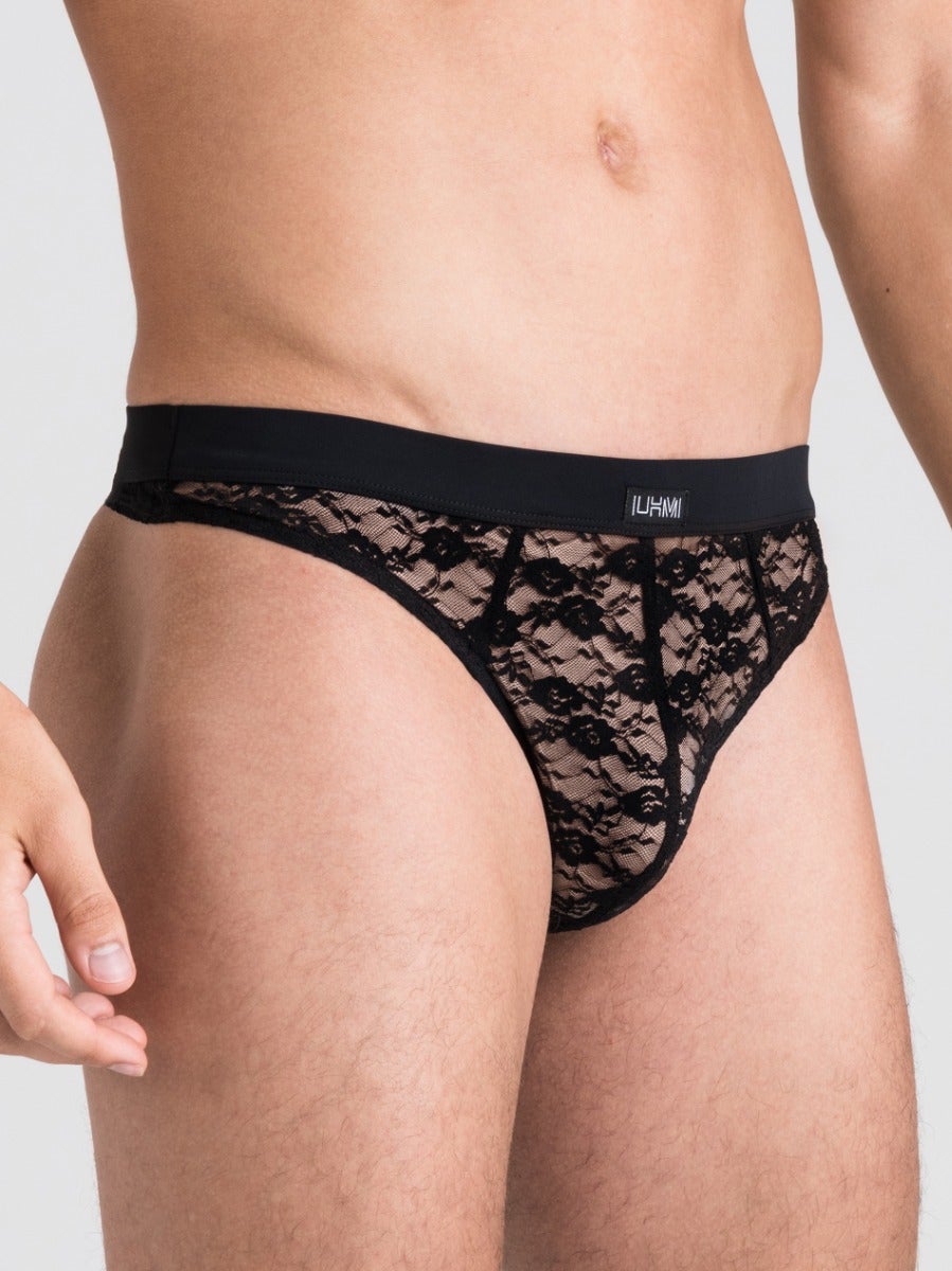 String dentelle noir