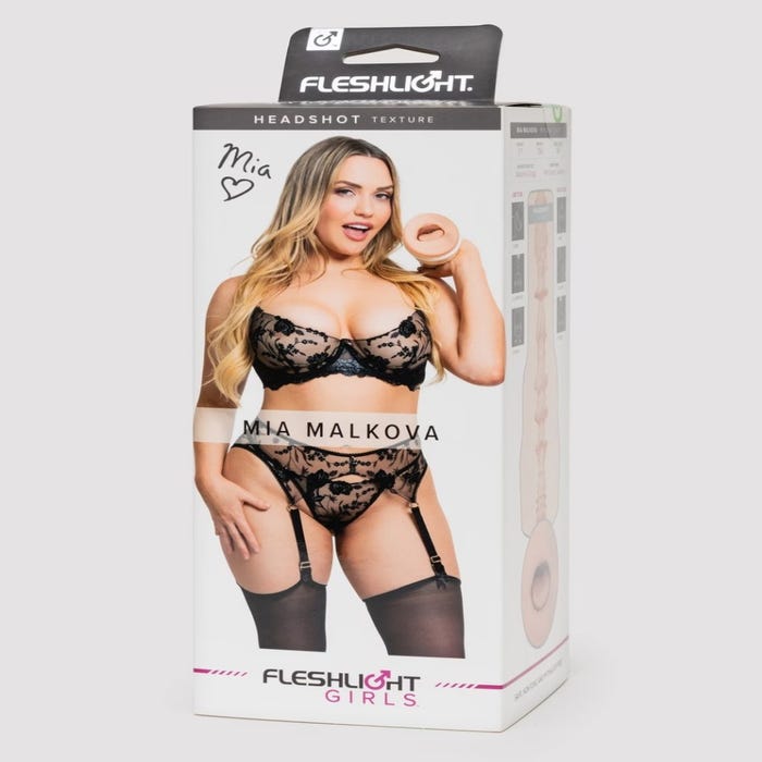 Masturbateur bouche Mia Malkova Headshot