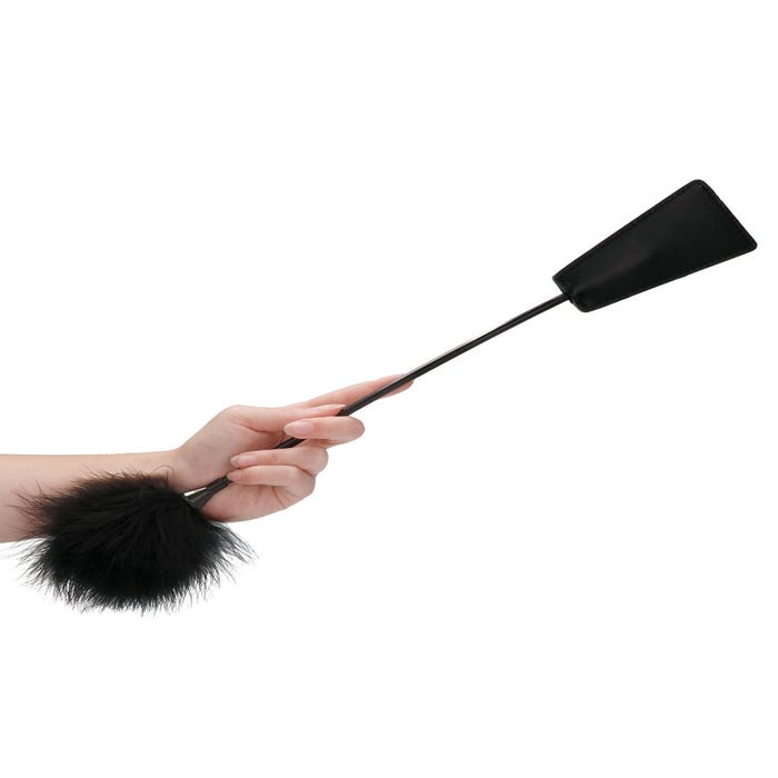 Cravache à plumes