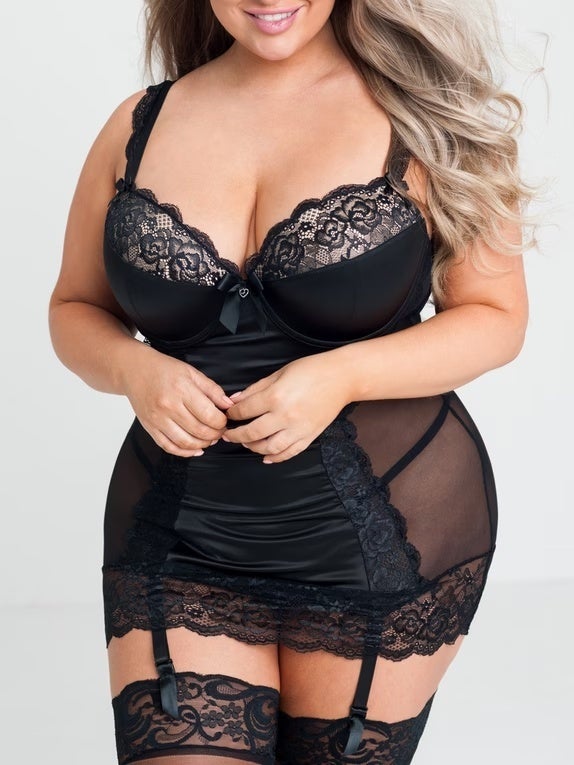 Ensemble nuisette et string noir en dentelle avec jarretelles Treasure Me -1XL/2XL